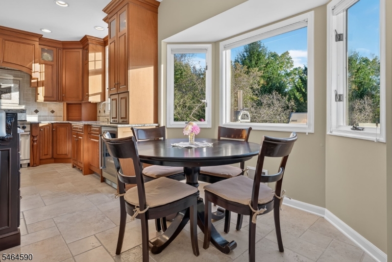 8 Chaucer Drive Clinton NJ 08801