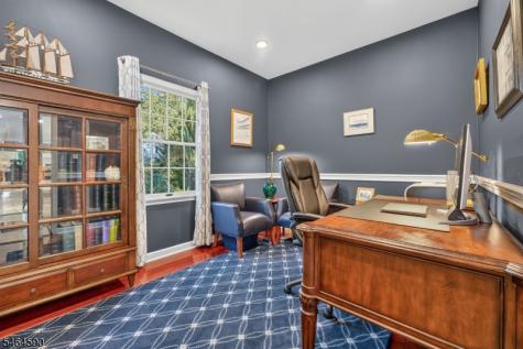 8 Chaucer Drive Clinton NJ 08801
