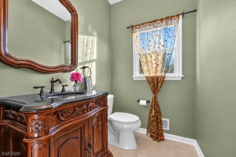 8 Chaucer Drive Clinton NJ 08801