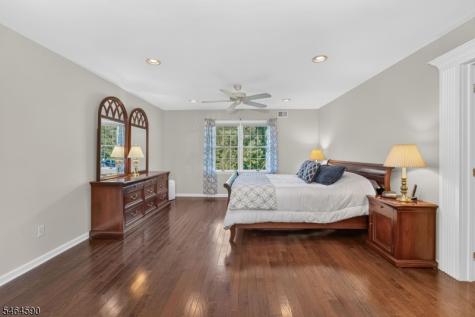 8 Chaucer Drive Clinton NJ 08801
