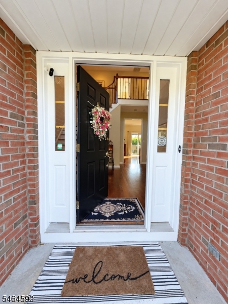 8 Chaucer Drive Clinton NJ 08801