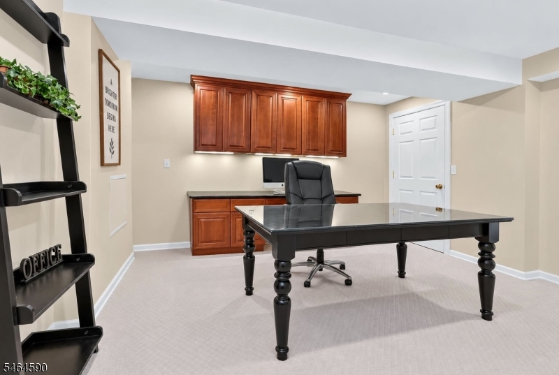 8 Chaucer Drive Clinton NJ 08801