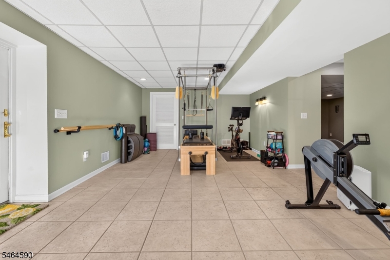 8 Chaucer Drive Clinton NJ 08801