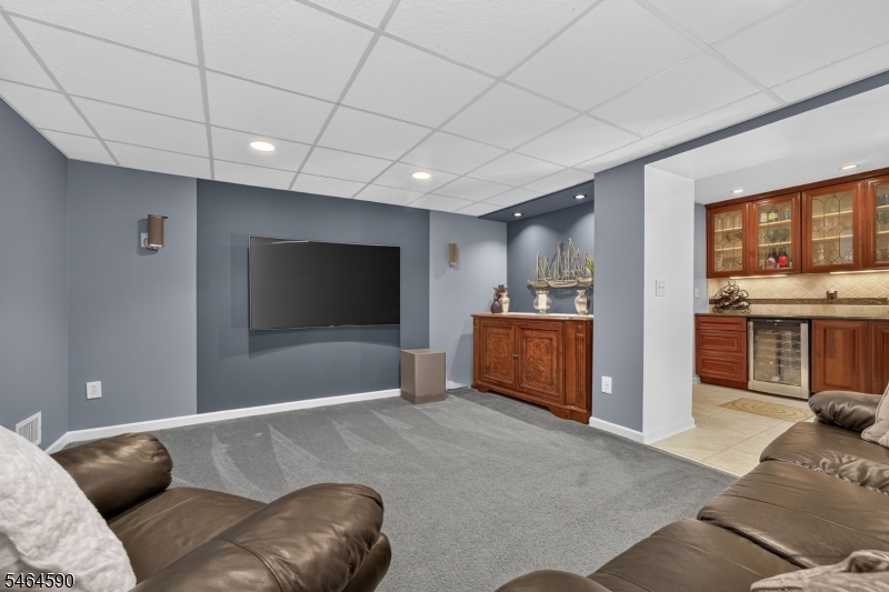 8 Chaucer Drive Clinton NJ 08801