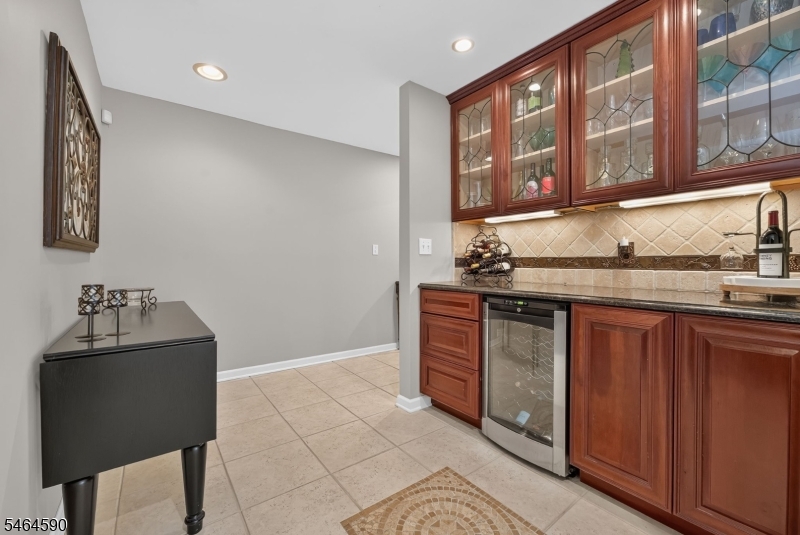 8 Chaucer Drive Clinton NJ 08801