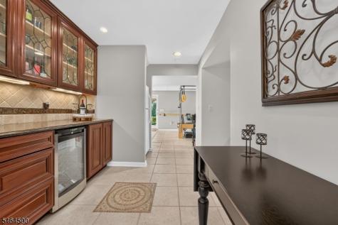 8 Chaucer Drive Clinton NJ 08801