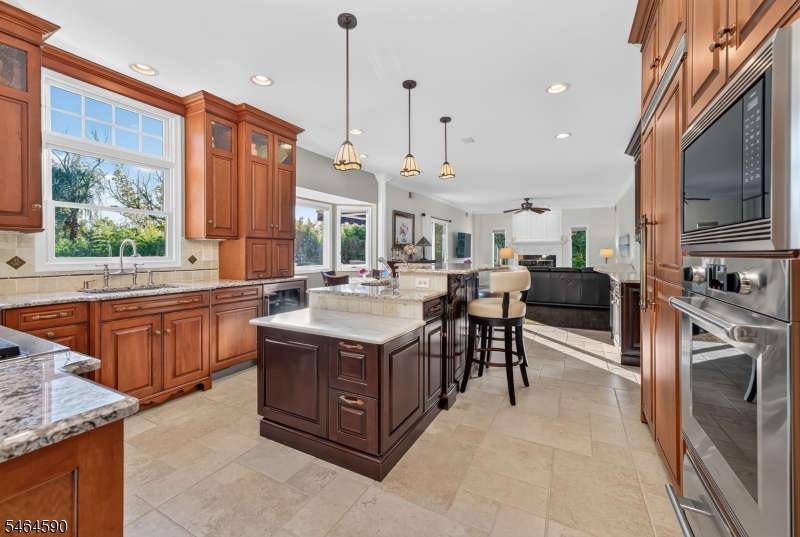 8 Chaucer Drive Clinton NJ 08801