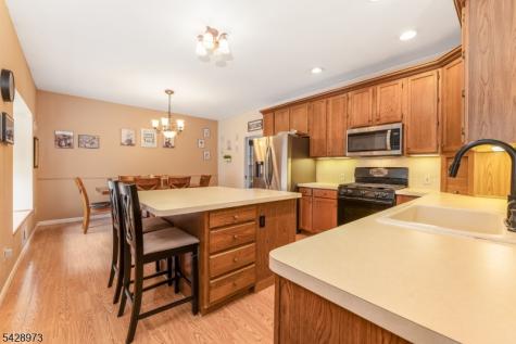1304 Brian Circle Greenwich NJ 08886