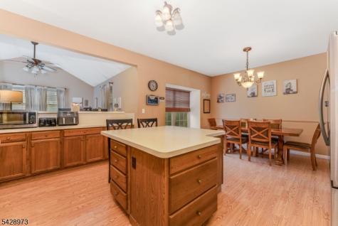 1304 Brian Circle Greenwich NJ 08886