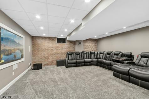 33 Stanton Street Clark NJ 07066