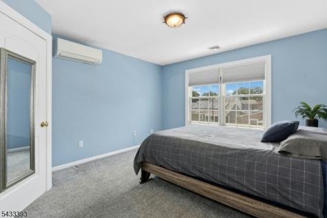 33 Stanton Street Clark NJ 07066