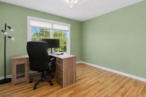 33 Stanton Street Clark NJ 07066