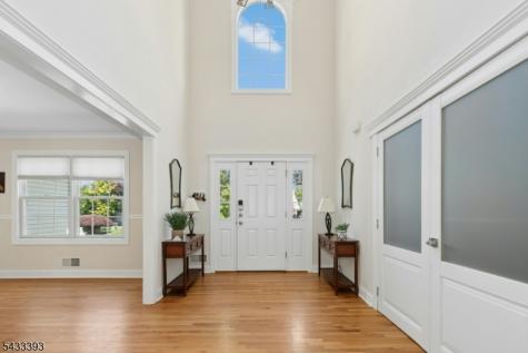33 Stanton Street Clark NJ 07066