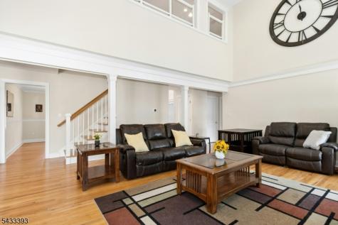 33 Stanton Street Clark NJ 07066
