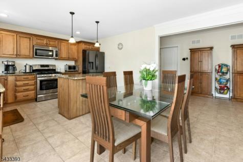 33 Stanton Street Clark NJ 07066