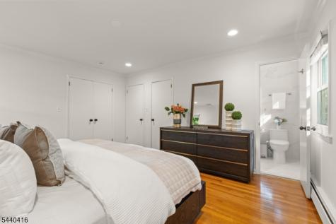 42 Sherwood Drive New Providence NJ 07974