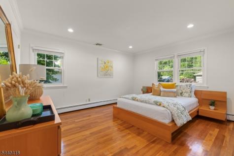 42 Sherwood Drive New Providence NJ 07974