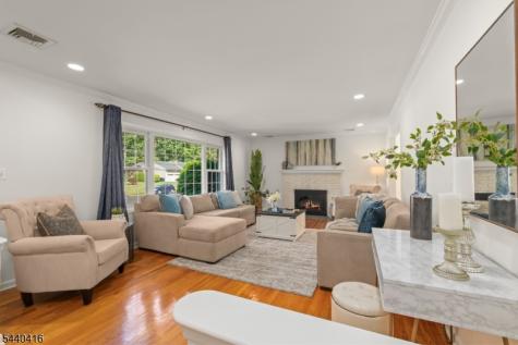 42 Sherwood Drive New Providence NJ 07974