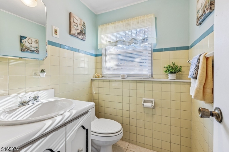 12 Mirror Place Jefferson NJ 07438