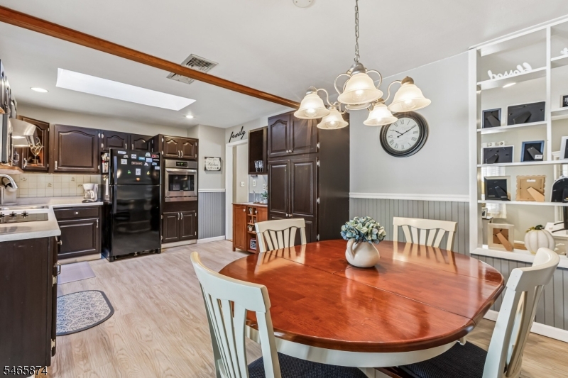 12 Mirror Place Jefferson NJ 07438