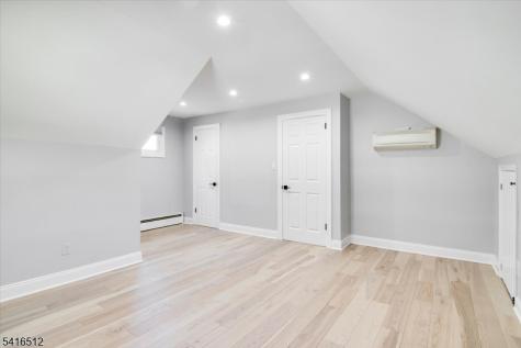 565 Center Street Wood-ridge NJ 07075