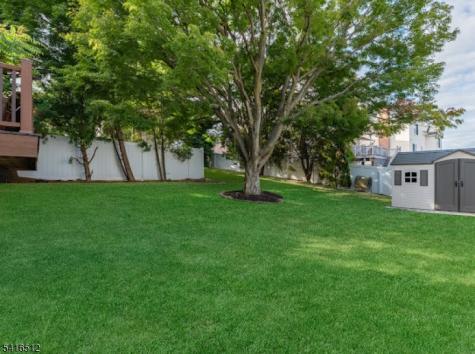 565 Center Street Wood-ridge NJ 07075