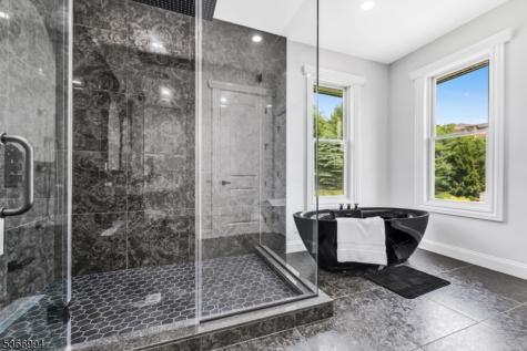 125 Hamilton Trail Totowa NJ 07512