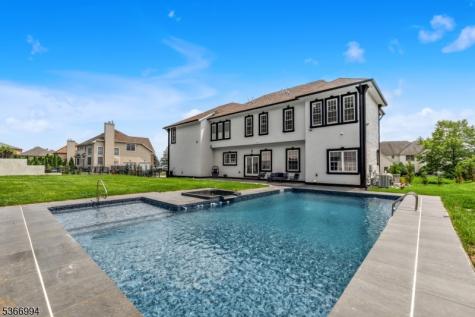 125 Hamilton Trail Totowa NJ 07512