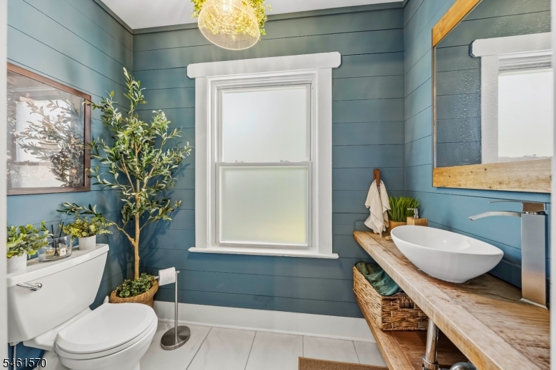 344 Rutherford Avenue Lyndhurst NJ 07071