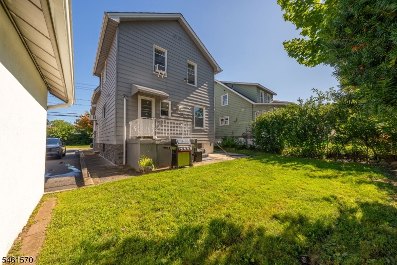 344 Rutherford Avenue Lyndhurst NJ 07071