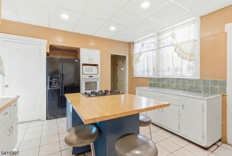 44 N 10th Street Newark NJ 07107