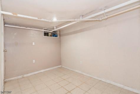 44 N 10th Street Newark NJ 07107