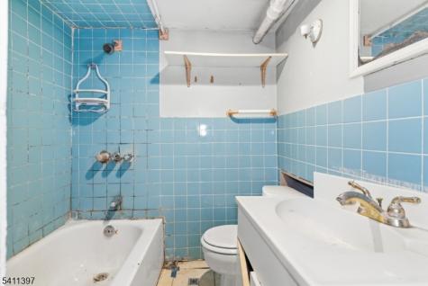 44 N 10th Street Newark NJ 07107