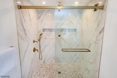 90 Ludlow Road Parsippany-troy Hills NJ 07054