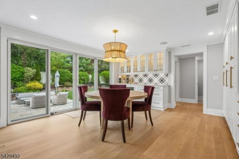 18 Sandy Hill Road Chatham NJ 07928