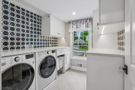 18 Sandy Hill Road Chatham NJ 07928