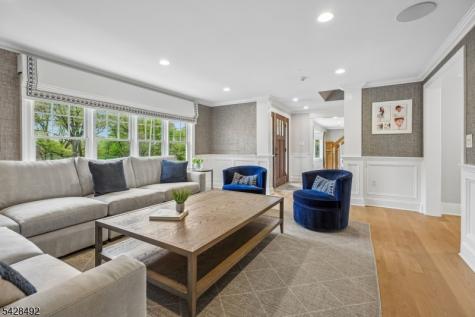 18 Sandy Hill Road Chatham NJ 07928