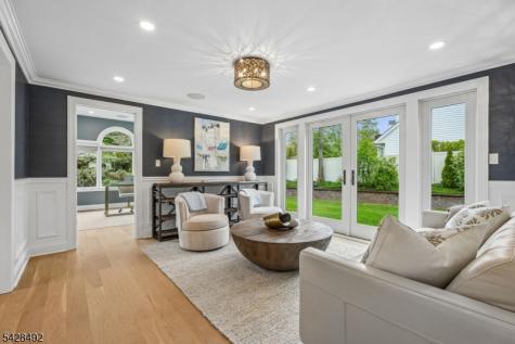 18 Sandy Hill Road Chatham NJ 07928