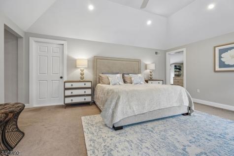18 Sandy Hill Road Chatham NJ 07928