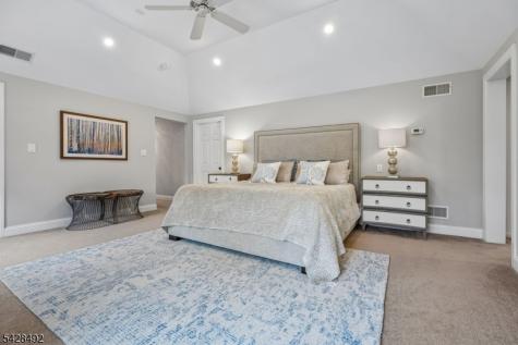 18 Sandy Hill Road Chatham NJ 07928