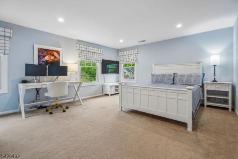 18 Sandy Hill Road Chatham NJ 07928