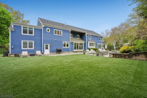 18 Sandy Hill Road Chatham NJ 07928