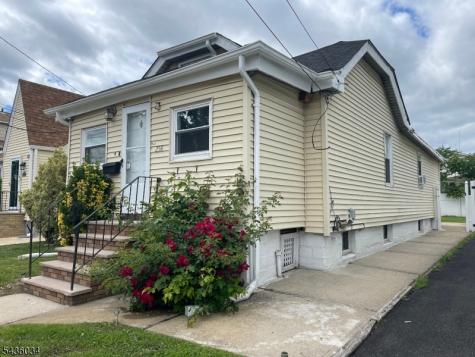 258 Randolph Street Carteret NJ 07008