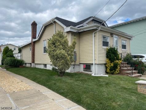 258 Randolph Street Carteret NJ 07008