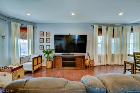135 Sanford Street East Orange NJ 07018
