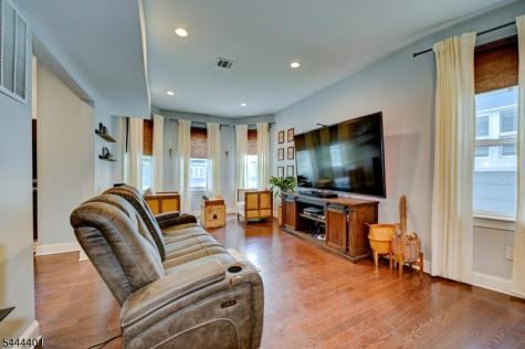 135 Sanford Street East Orange NJ 07018