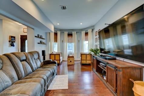 135 Sanford Street East Orange NJ 07018