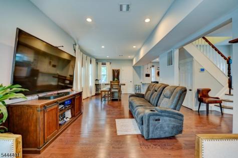 135 Sanford Street East Orange NJ 07018