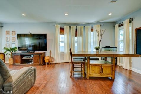 135 Sanford Street East Orange NJ 07018