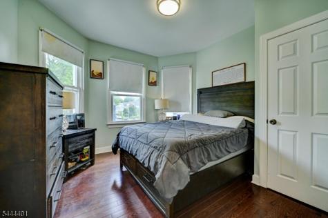 135 Sanford Street East Orange NJ 07018